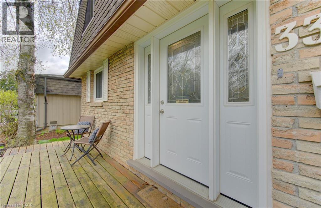 331 DANSBURY Drive, Waterloo, Ontario, N2K2M1 — Photo 4