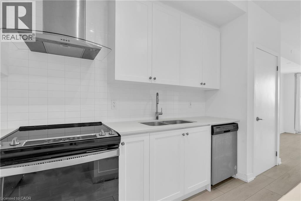 55 DUKE Street Unit# 322, Kitchener, Ontario, N2H0C9 — Photo 12