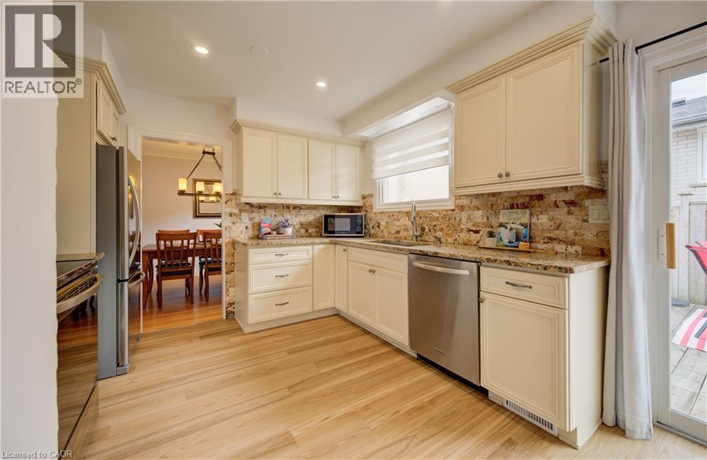 2235 WAYCROSS Crescent, Mississauga, Ontario, L5K1J5 — Photo 47