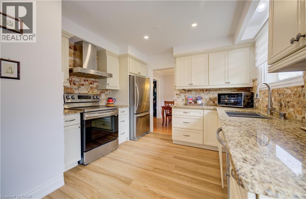2235 WAYCROSS Crescent, Mississauga, Ontario, L5K1J5 — Photo 25
