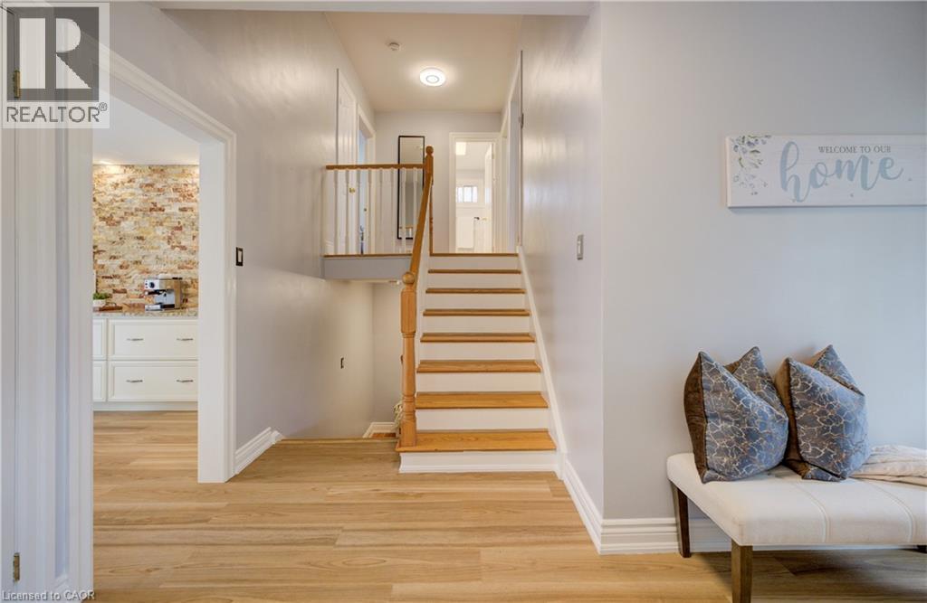 2235 WAYCROSS Crescent, Mississauga, Ontario, L5K1J5 — Photo 13