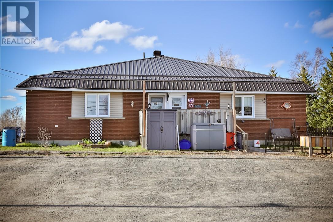 2714 Main - 1