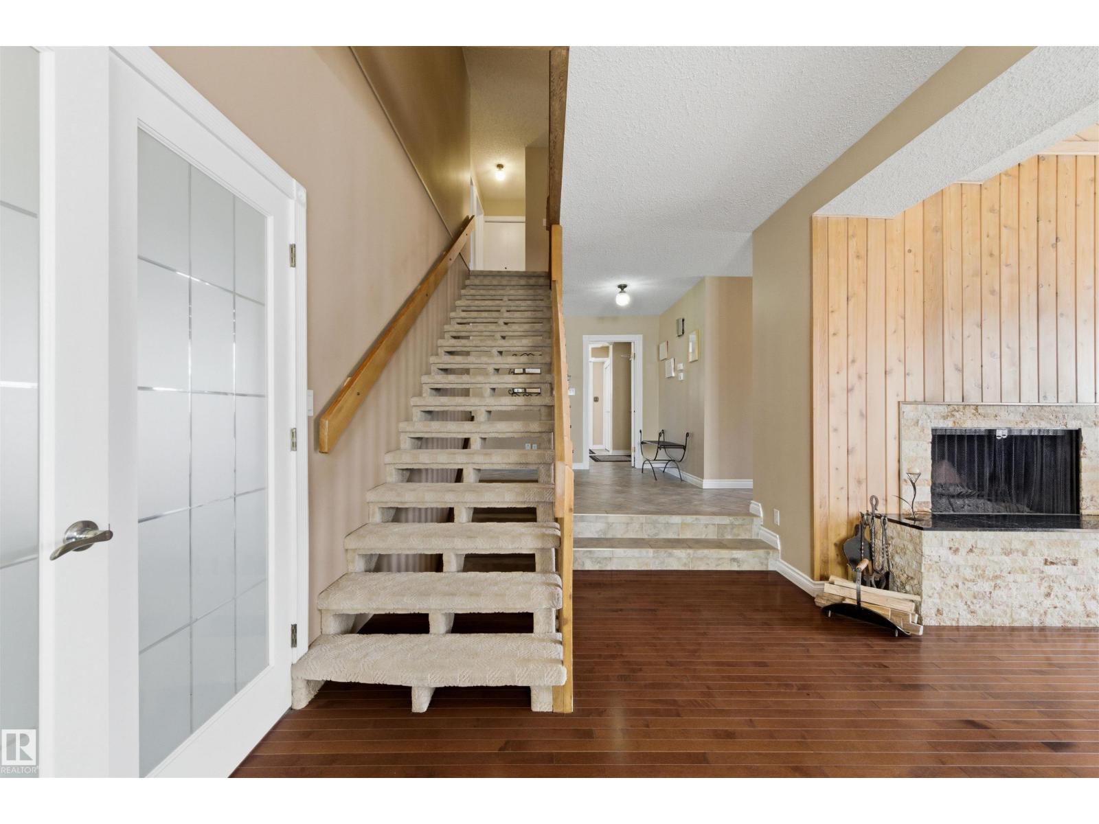 11212 35 AV NW, Edmonton