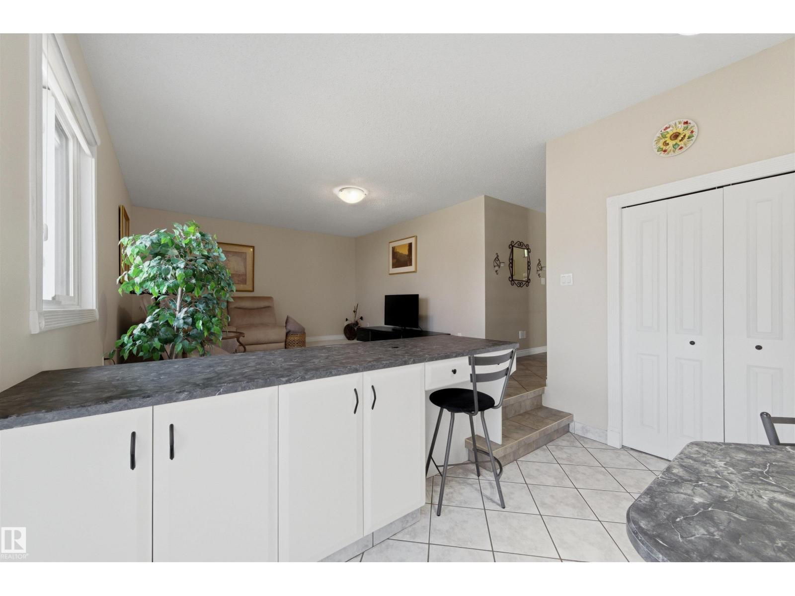 11212 35 AV NW, Edmonton