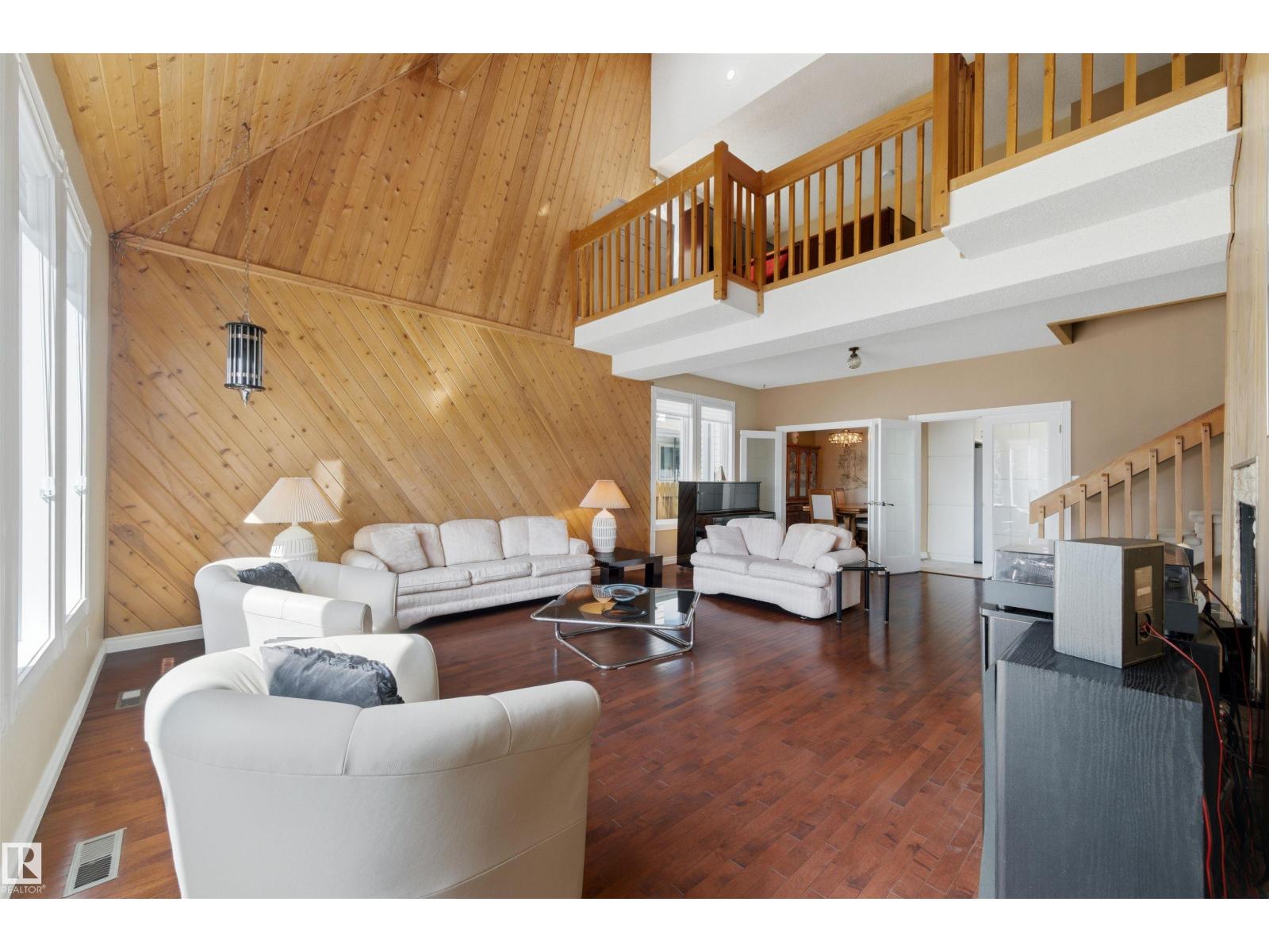 11212 35 AV NW, Edmonton