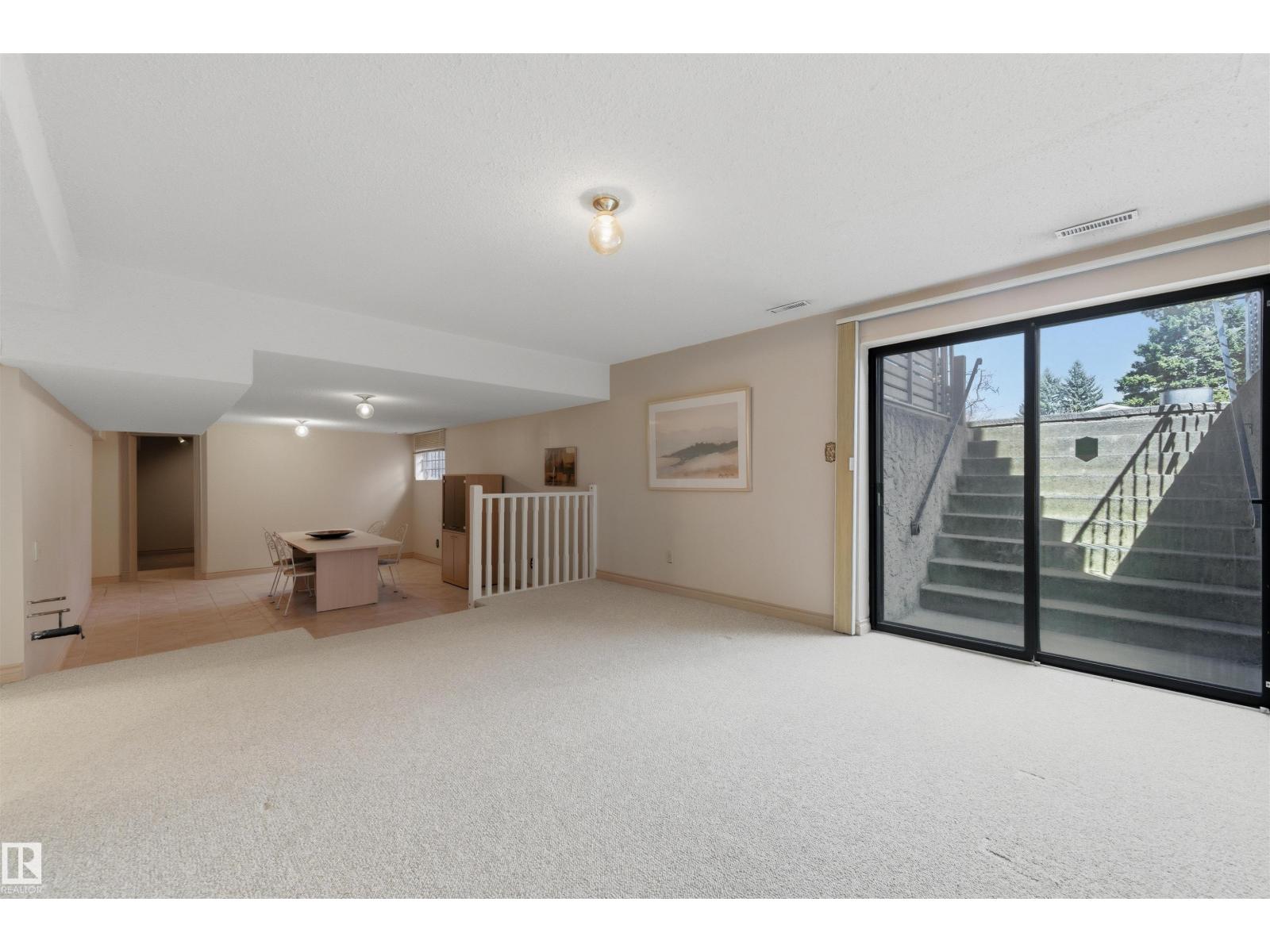 11212 35 AV NW, Edmonton