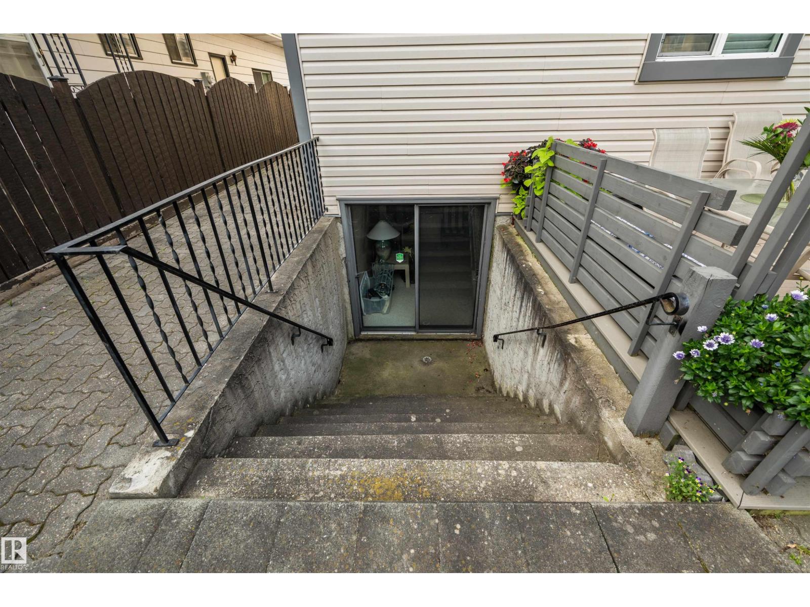 11212 35 AV NW, Edmonton