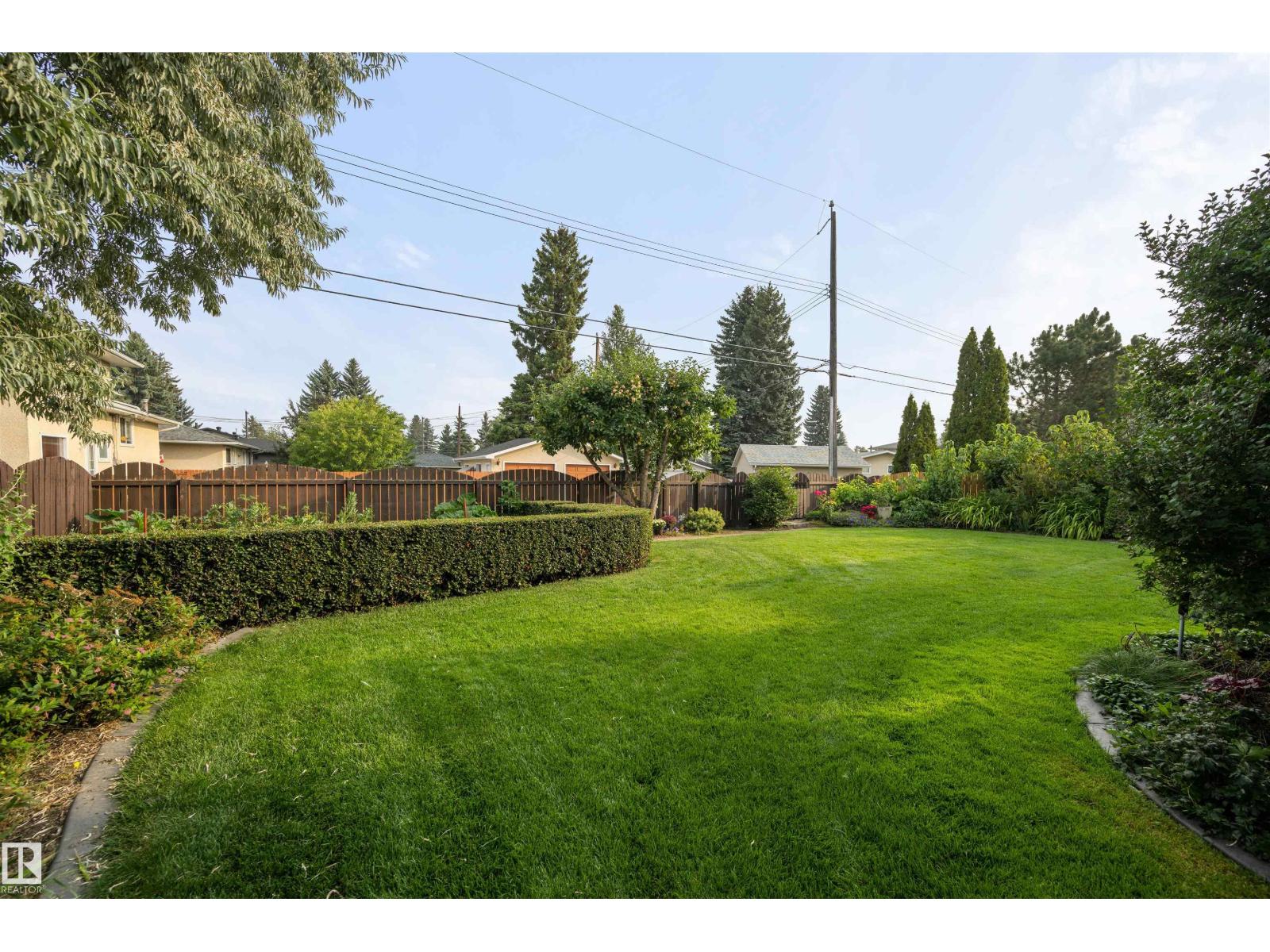 11212 35 AV NW, Edmonton