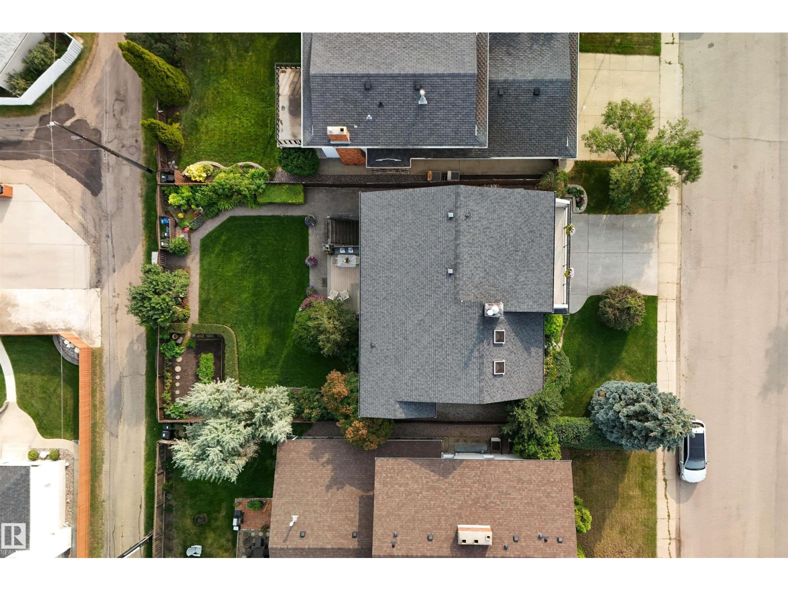 11212 35 AV NW, Edmonton