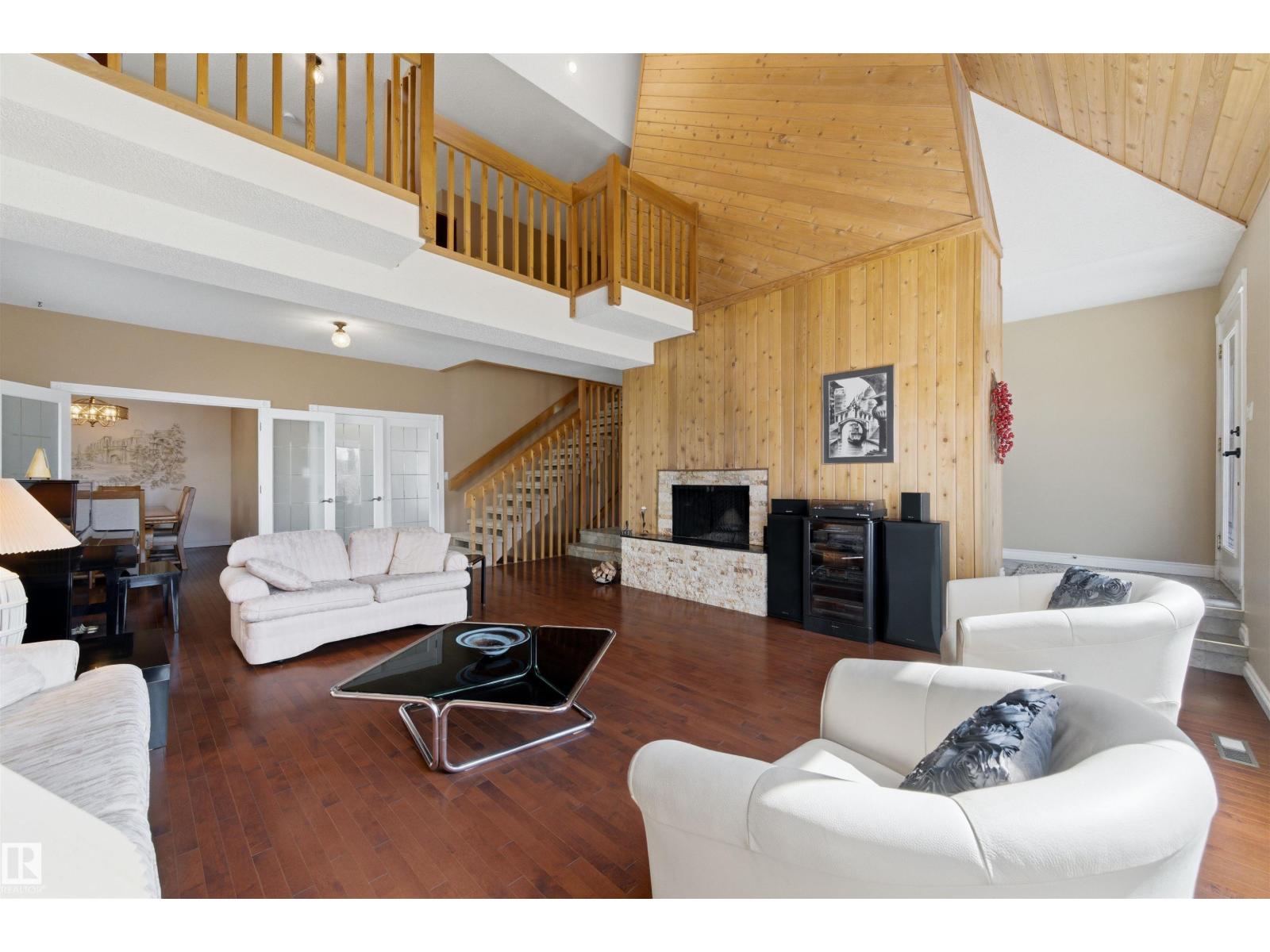 11212 35 AV NW, Edmonton