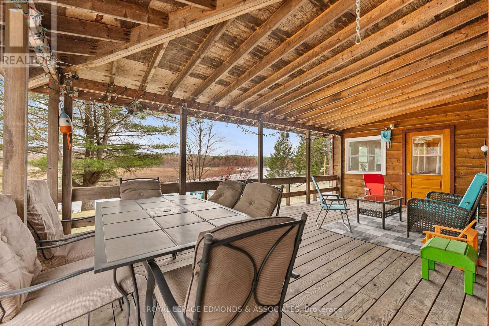 626 PECOSKIE DRIVE - 24