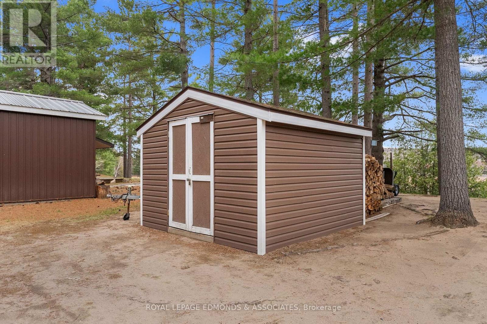 626 PECOSKIE DRIVE - 29
