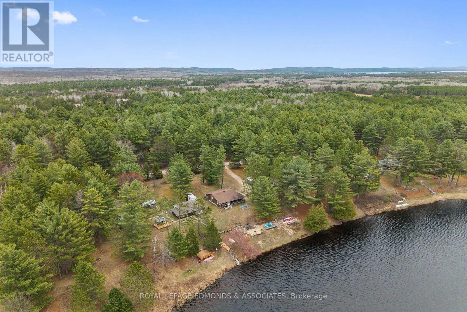 626 PECOSKIE DRIVE - 40