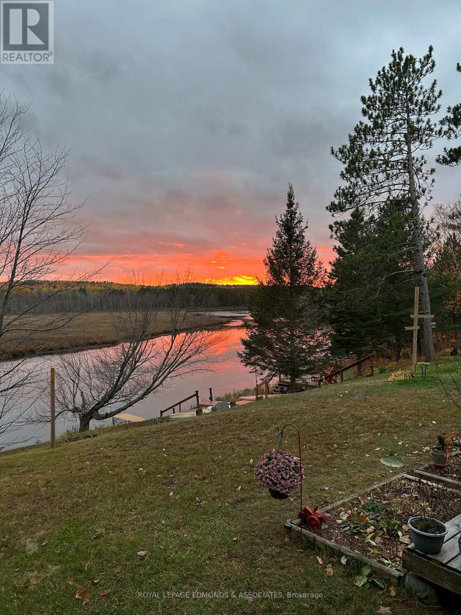 626 PECOSKIE DRIVE - 46