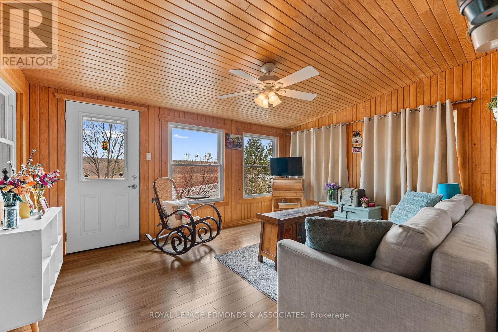 626 PECOSKIE DRIVE - 7