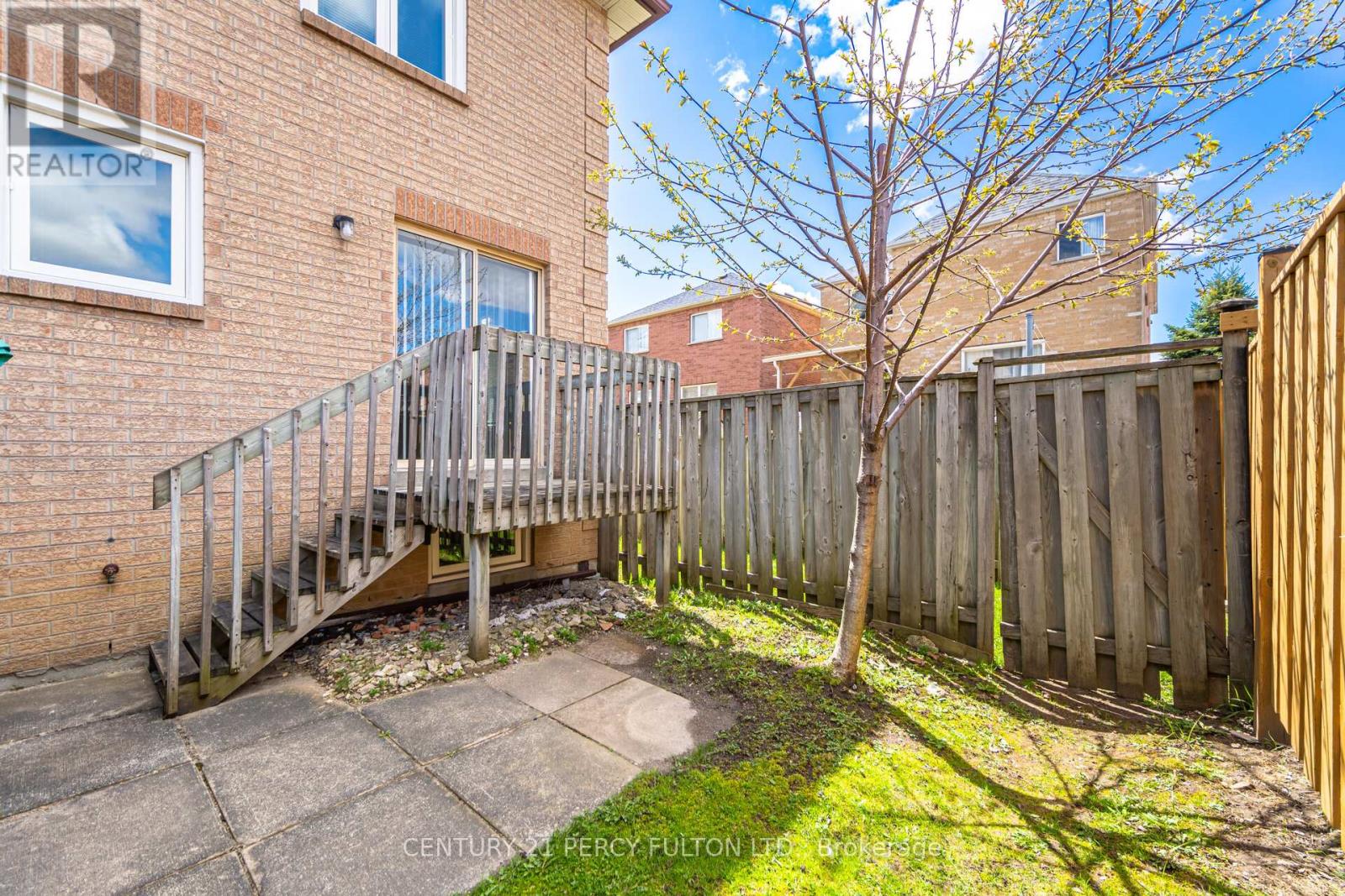 #18 3680 BRIMLEY ROAD - 43