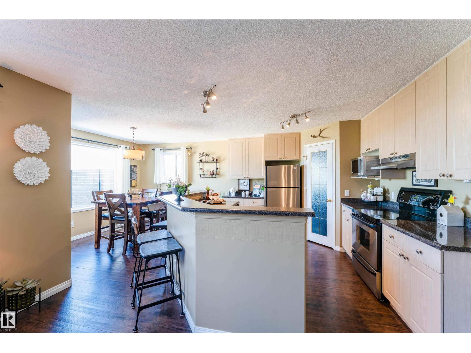 847 BLACKLOCK WY SW, Edmonton