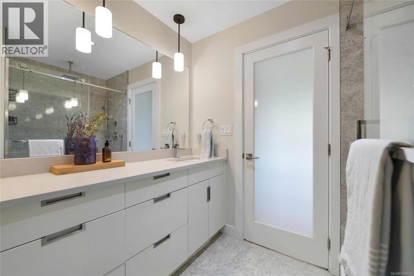 #103 3284 Kettle Creek Cres - 35