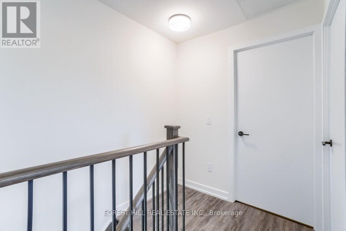 #103 2300 ST CLAIR AVENUE W - 16