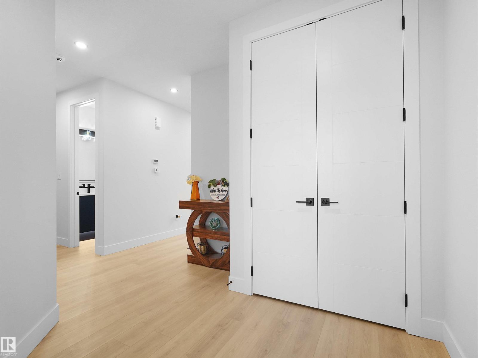 22803 80 AV NW, Edmonton