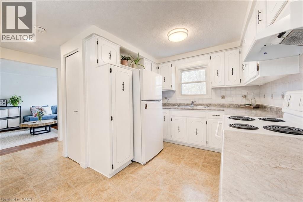 35 MOCKINGBIRD Drive, Elmira, Ontario, N3B3E4 — Photo 26