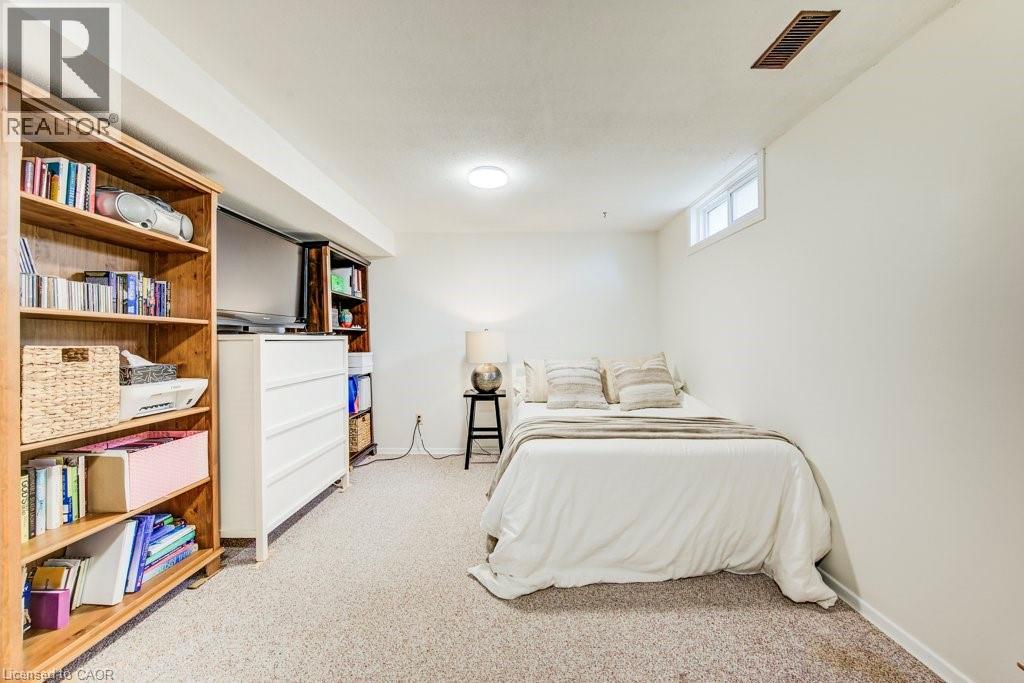 35 MOCKINGBIRD Drive, Elmira, Ontario, N3B3E4 — Photo 13