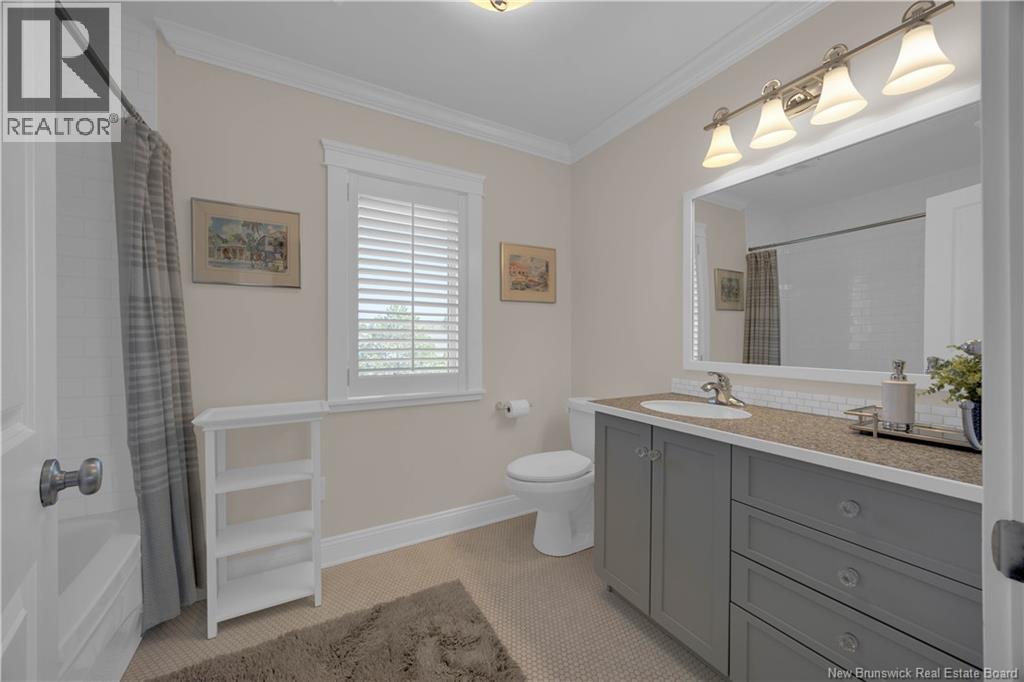5 Admiralty Drive - Image 28