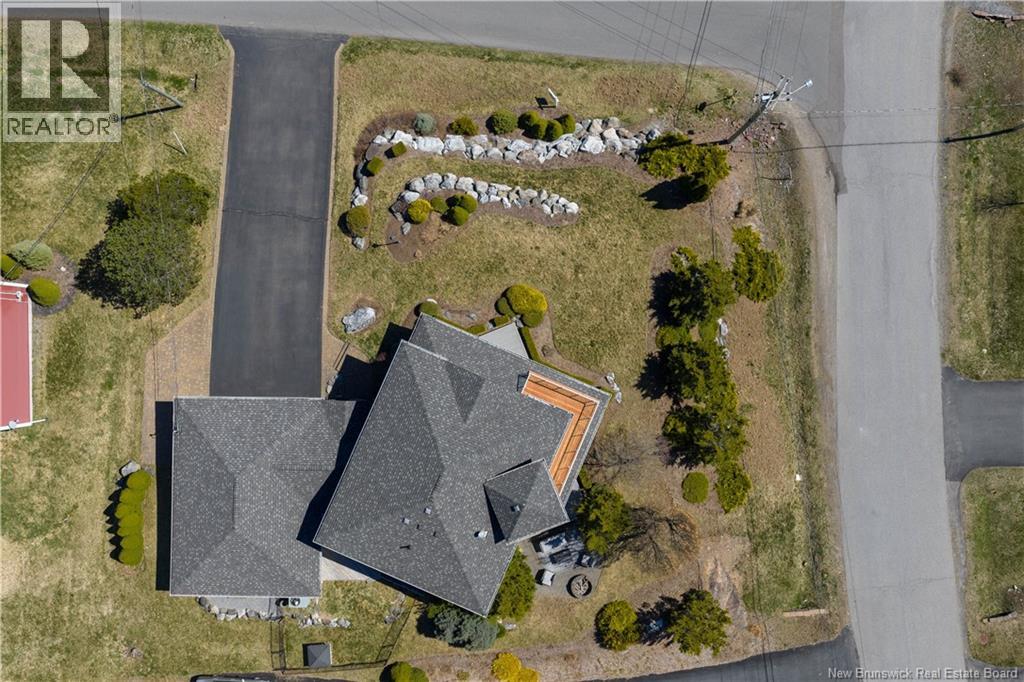5 Admiralty Drive - Image 6