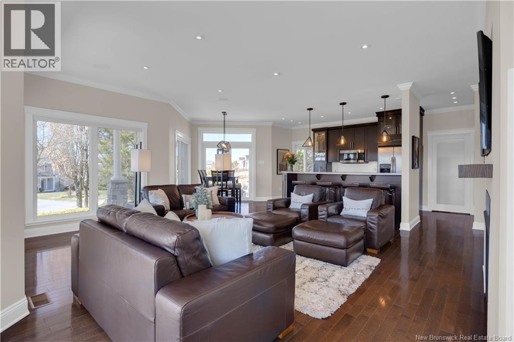 5 Admiralty Drive - Image 11