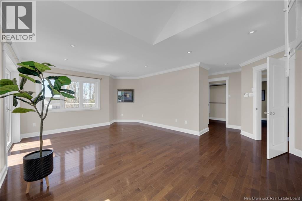 5 Admiralty Drive - Image 35