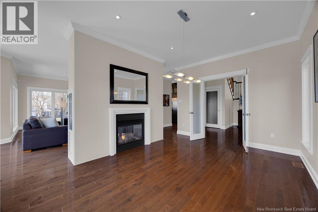 5 Admiralty Drive - Image 22
