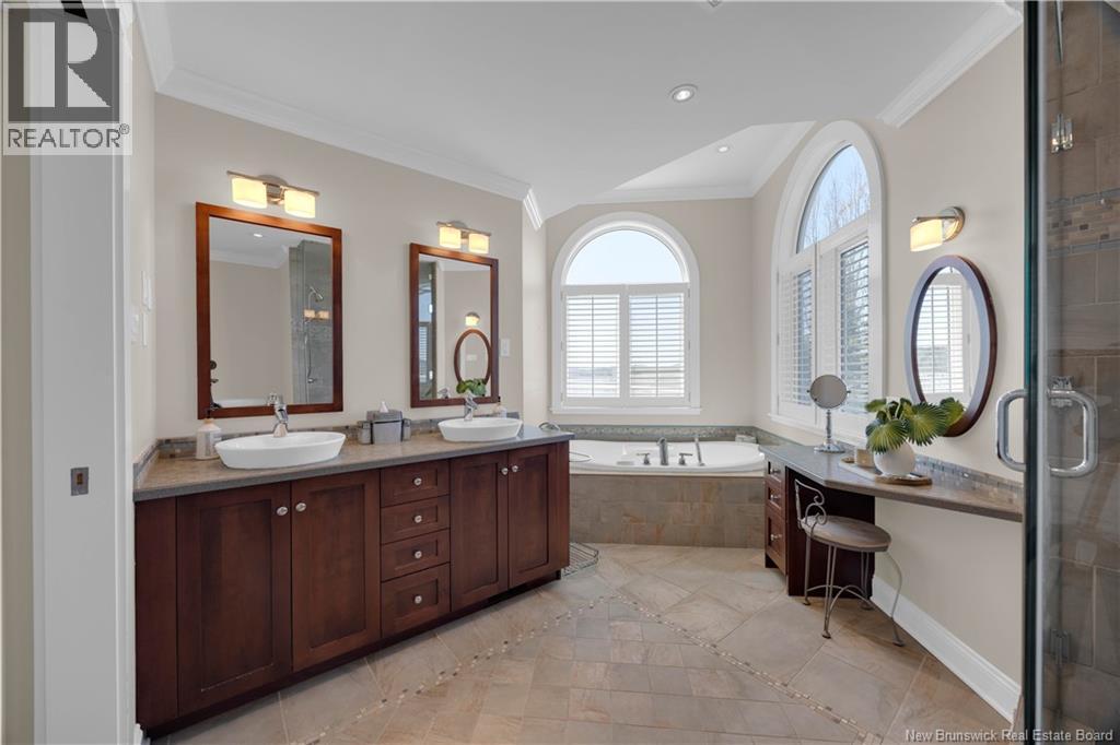 5 Admiralty Drive - Image 37