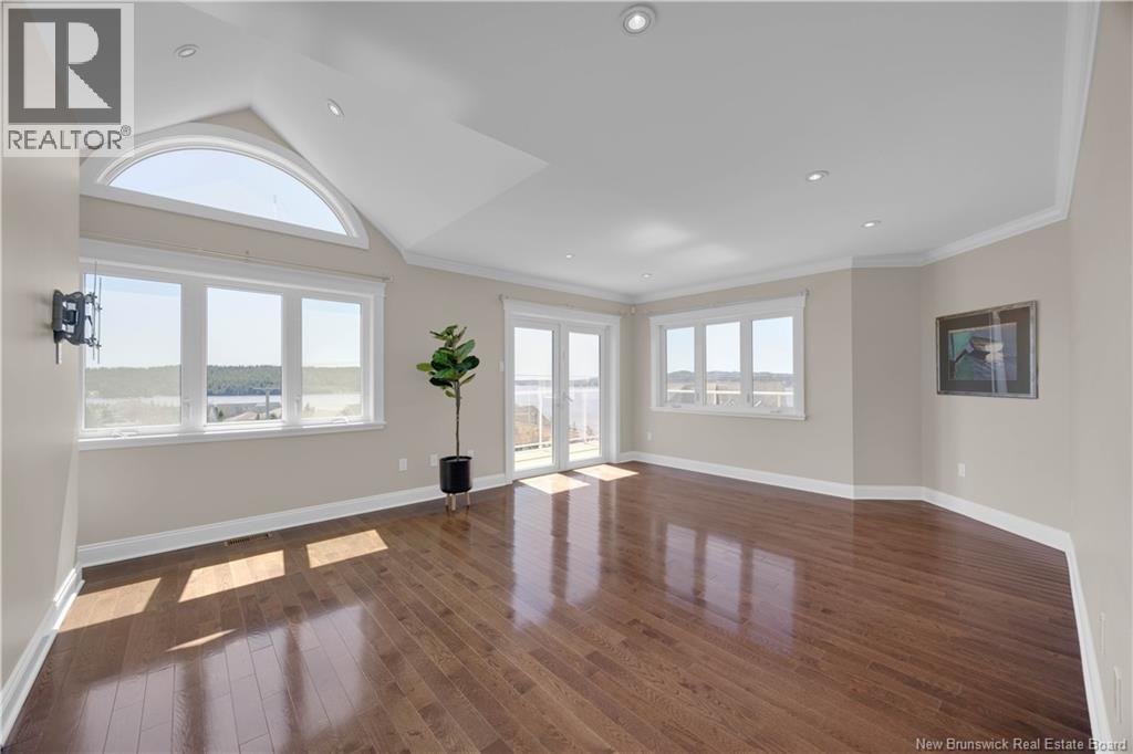 5 Admiralty Drive - Image 32