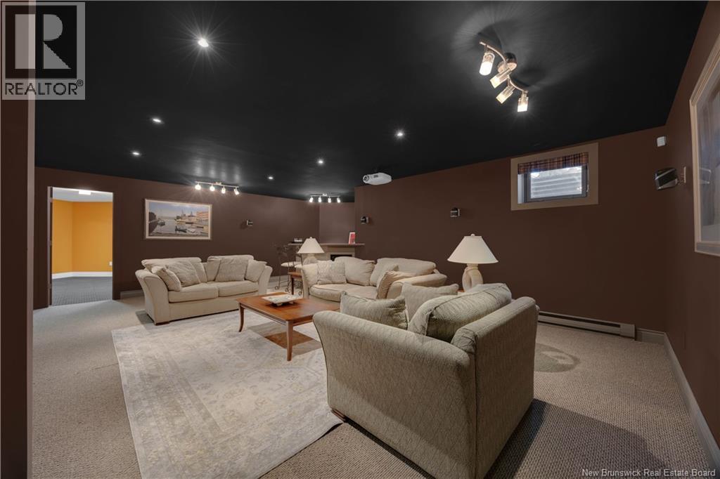 5 Admiralty Drive - Image 43