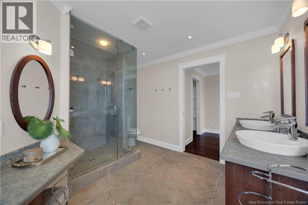 5 Admiralty Drive - Image 38