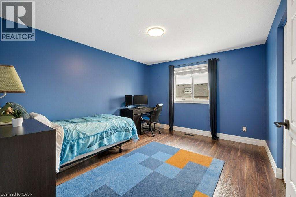 641 INTERLAKEN Drive, Waterloo, Ontario, N2T2Y5 — Photo 33