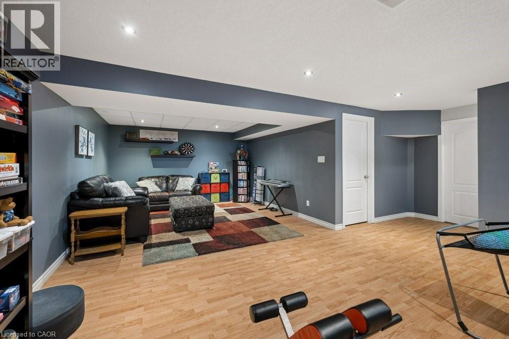 641 INTERLAKEN Drive, Waterloo, Ontario, N2T2Y5 — Photo 34
