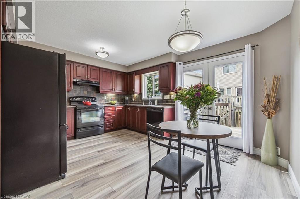 1941 OTTAWA Street S Unit# 15B, Kitchener, Ontario, N2E0C2 — Photo 29