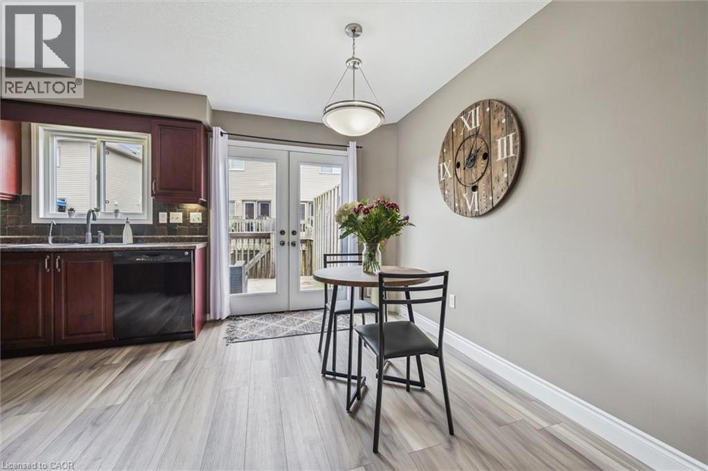 1941 OTTAWA Street S Unit# 15B, Kitchener, Ontario, N2E0C2 — Photo 6