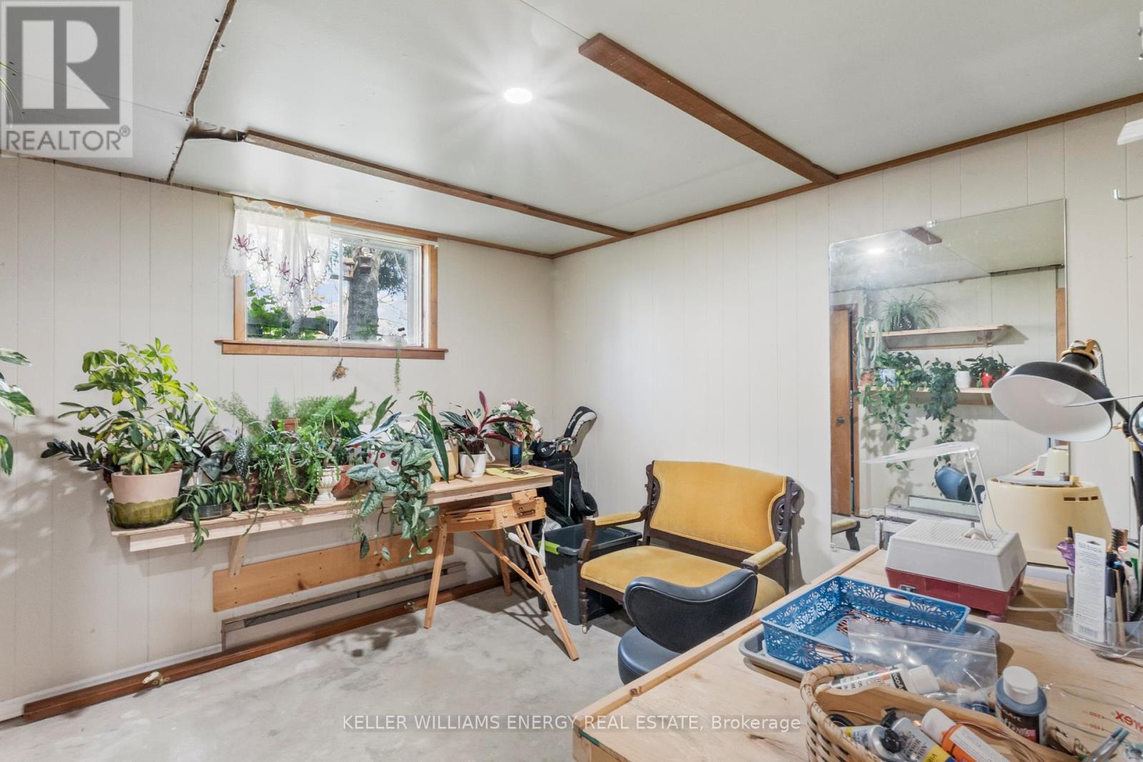 58 VICTORIA AVENUE N - 30