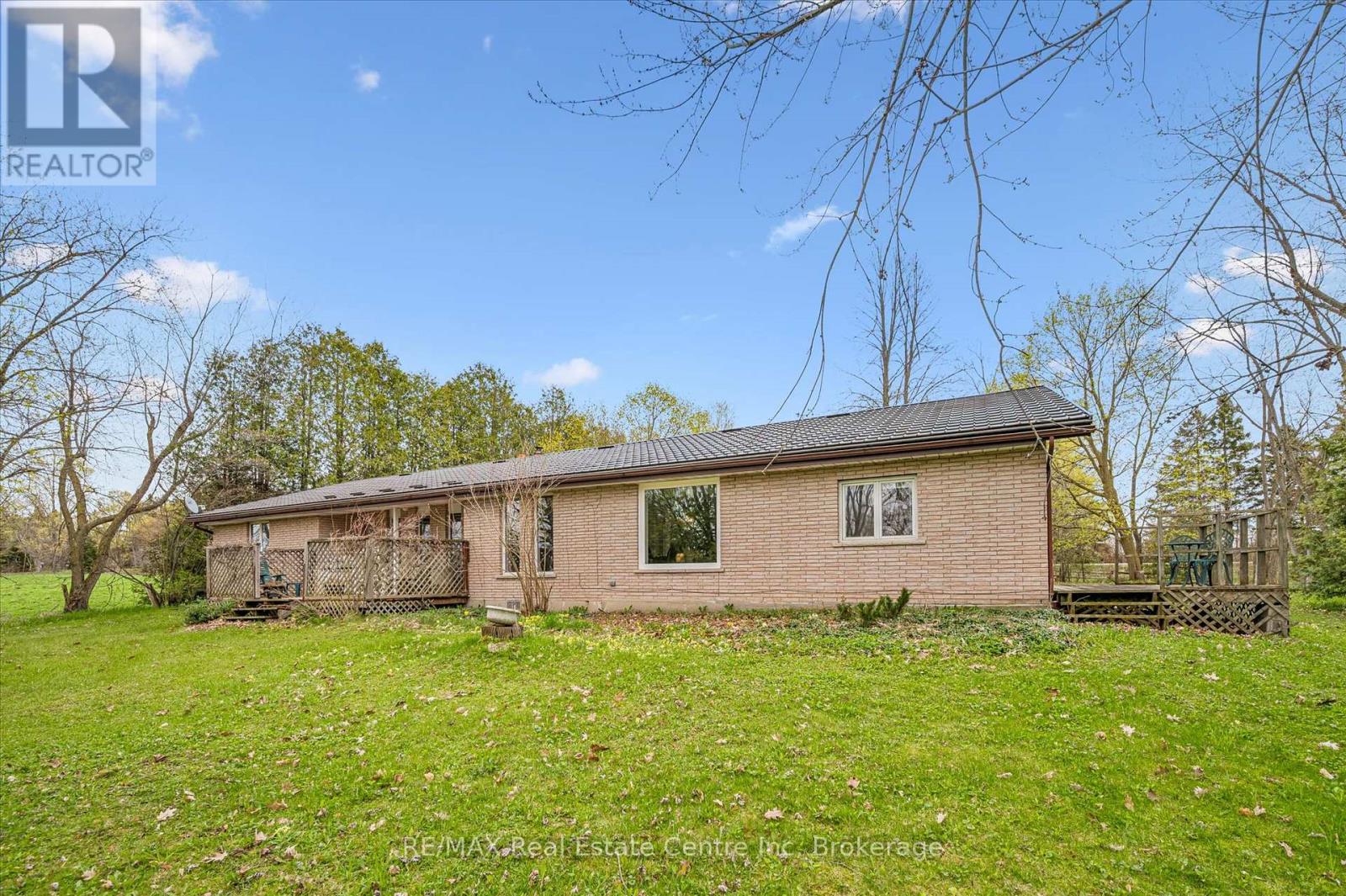 8420 ERAMOSA-GARAFRAXA TOWNLINE - 31