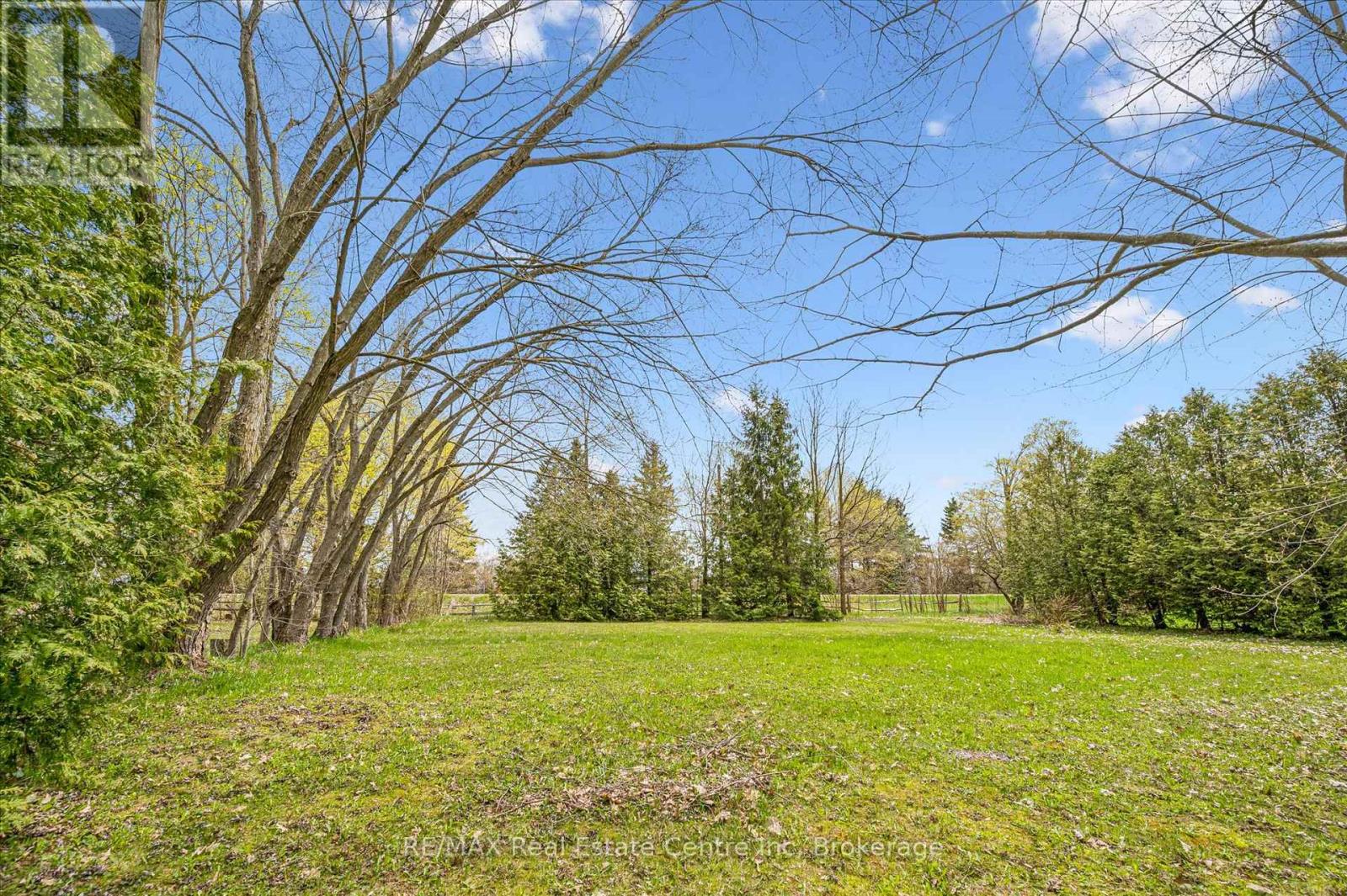 8420 ERAMOSA-GARAFRAXA TOWNLINE - 38