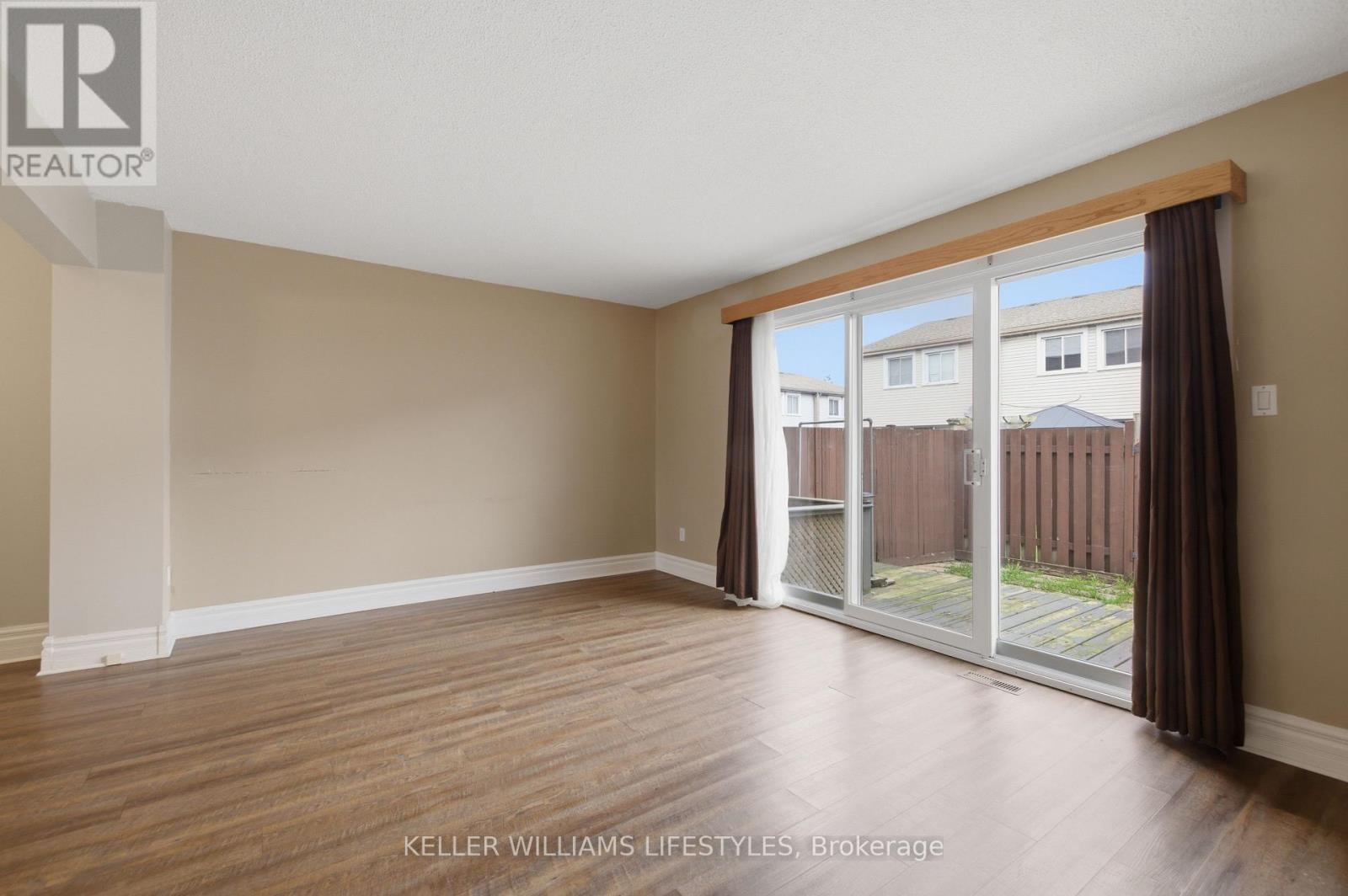 #136 500 OSGOODE DRIVE - 20