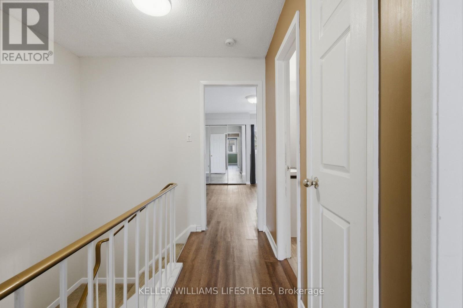 #136 500 OSGOODE DRIVE - 23