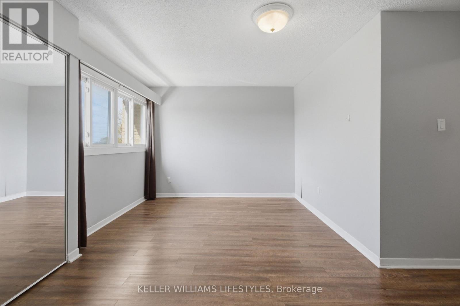 #136 500 OSGOODE DRIVE - 24