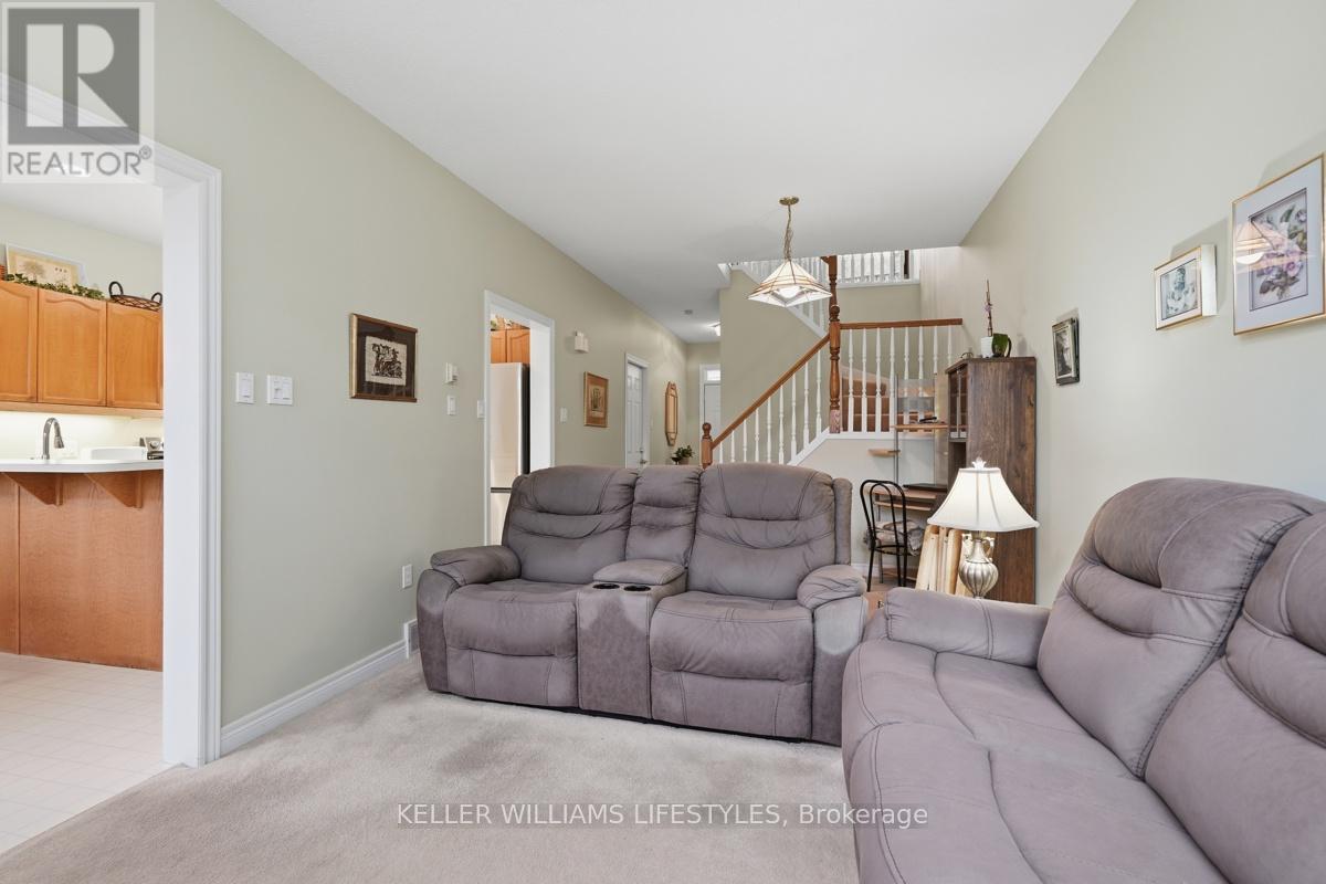 #24 519 RIVERSIDE DRIVE - 18