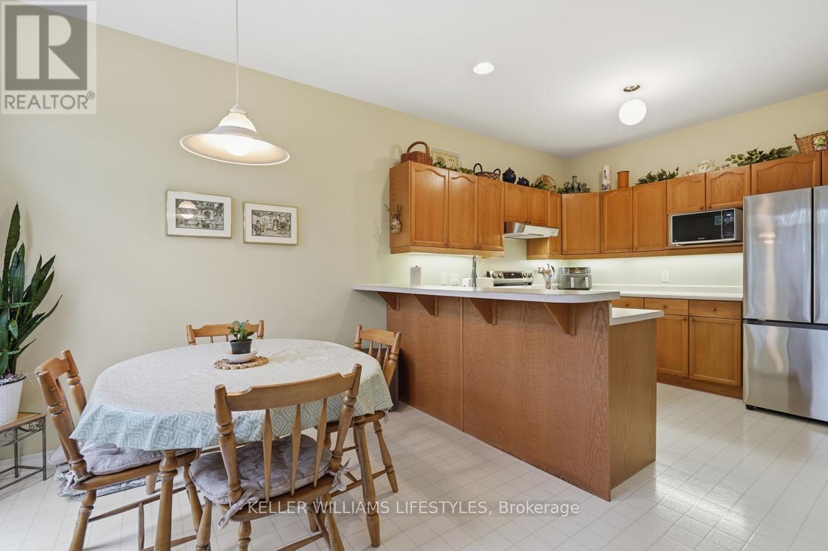#24 519 RIVERSIDE DRIVE - 21