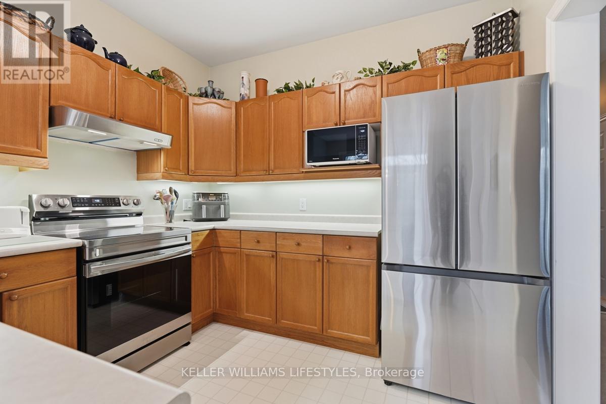 #24 519 RIVERSIDE DRIVE - 23