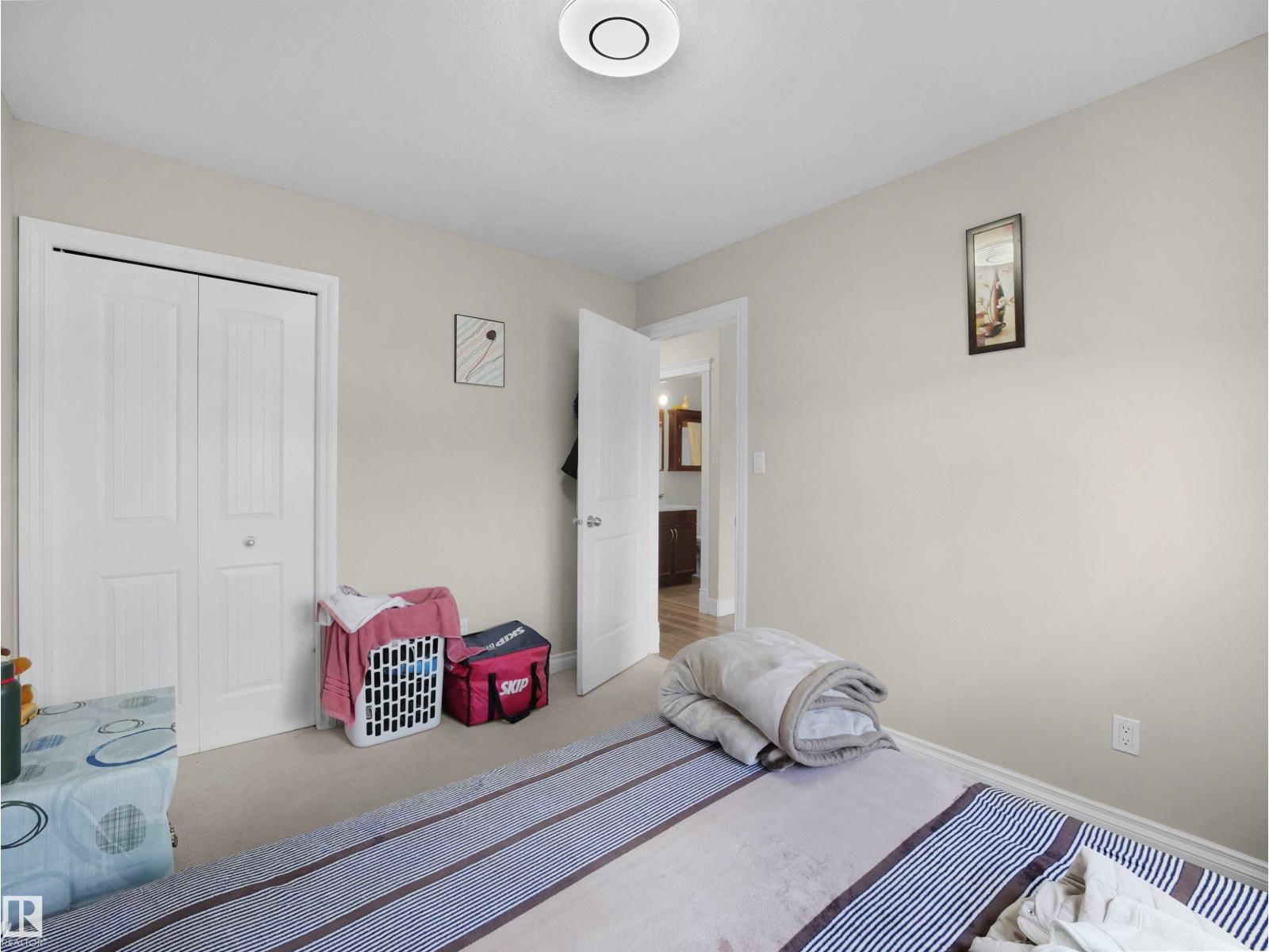 2511 29 ST NW, Edmonton