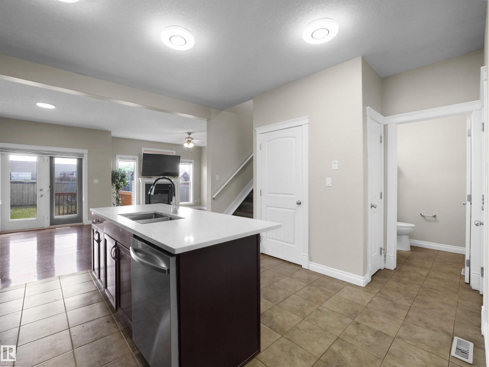 2511 29 ST NW, Edmonton
